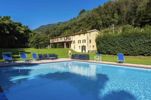 Villa Bianca by MMega