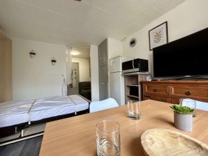 Studio Cap dAgde CT077-043