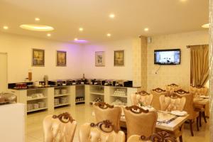 Premier Suites Business Hotel