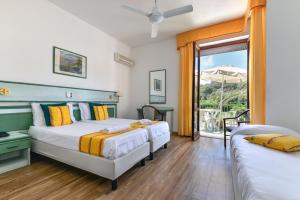 Hotel in Capoliveri with private beach