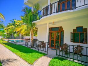 Blue skies guest house and restaurant