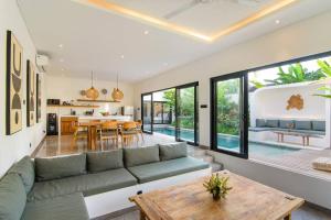 Stylish Tropical Villa - 2br