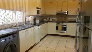 Ashmead Beach House - Close to the beach - Ramsgate