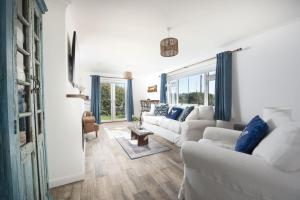 Sennen Sands- Free Parking - Free WiFi - Self Check In - Close to Beach - Pets Welcome