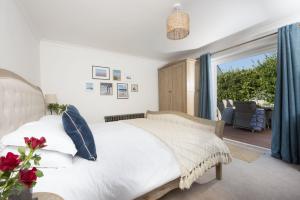 Sennen Sands- Free Parking - Free WiFi - Self Check In - Close to Beach - Pets Welcome