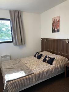 T3 Terrasse Piscine Sauna Spa Jausiers Magnans D102