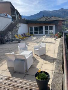 T3 Terrasse Piscine Sauna Spa Jausiers Magnans D102