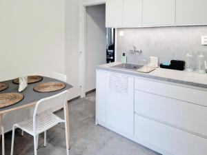 Princ next to President Palace