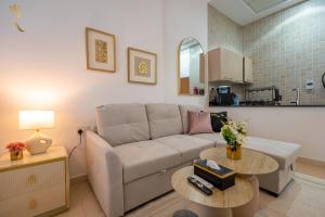 Elegant Studio Oasis - Yas Island Chic Escape