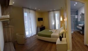 Double Room with Terrace 1