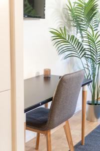 Prime City Location, Spacious Studio Apartment