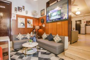 FabHotel JDM Residency