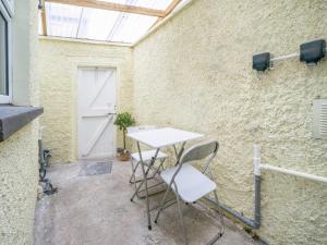 2 Bedroom Quiet Townhouse Perfect for CityBreak