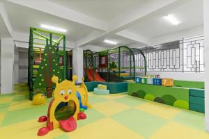 Luxury 2 Bedroom Apartment-Swimming pool,Gym,Kids Play Area