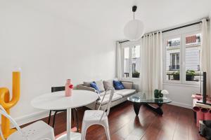 Eiffel Tower apartment