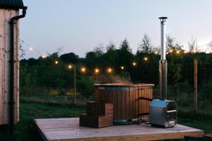 Shepherds Huts in Barley Meadow at Spring Hill Farm