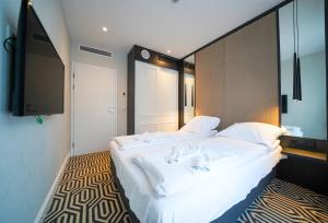 Baltic Park Fort by Baltic Home