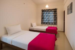 Hippy Trail Guest House and Dorms