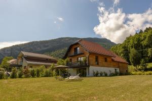 Villa Panoramiqua - Vue 180 sur le Lac dAnnecy et les montagnes