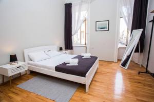 Charming 2BR Apartment In Old Tbilisi - By Wehost