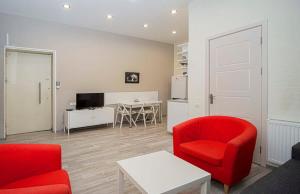 Wehost Apartment Near Liberty Square - by Wehost