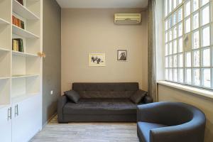 Central Tbilisi Apt Near Rustaveli Ave - By Wehost