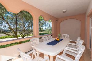 Beachside Holiday House Manuela