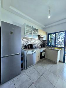 Séjour de Rêve Climatisé avec Vue sur Piscine