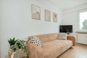 Scandinavian Style Apartment in Gdynia Near Centre by Noclegi Renters
