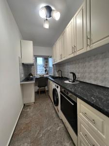 Cozy 1 Bedroom Apartment Palas Mall