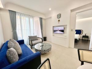 Luxury Apartment with Seaview - Kiss bridge - Firework at Sunset Town