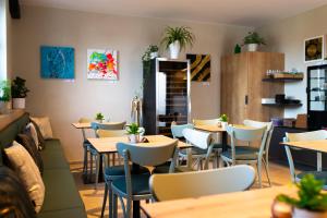 Husí plácek s vinným sklepem a terasou