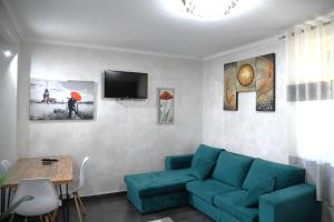 Palace Coast Apartment