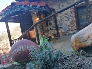 Каменната къща