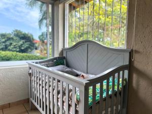 Casa Haru, Hermosa casa con alberca climatizada, jardín, asador y tombling, capacidad para 14 personas, 5 recámaras, 8 camas, 5 baños estacionamiento para 4 autos