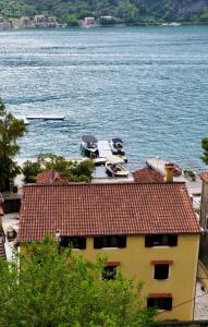 Beachfront Apartment More 2