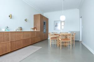 Spacious 3-Bedroom Apartment in Embassy District