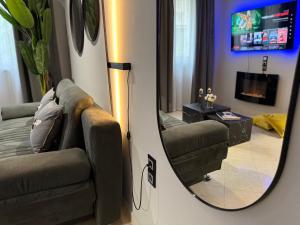 AES Athenean Elegance Suites - Historic Center