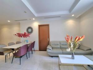 Private Apartment in Vinhomes Central Park