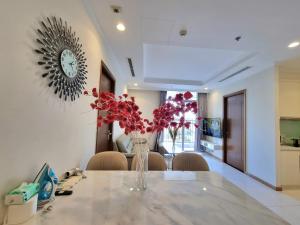 Private Apartment in Vinhomes Central Park