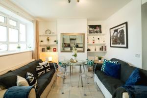 Spacious 4-Bed Flat Near Nine Elms Tube Station