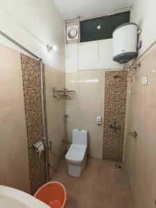 Hind Hotel Near Airport Road Mohali Zirakpur