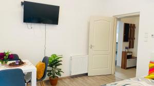 Golden Sun of Buda Fisherman s Bastion