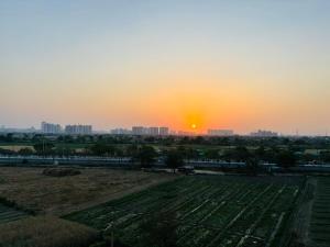 The Sunset Balcony, Classic Home - 1BHK