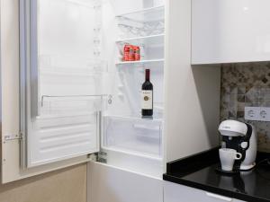 Madrid Puerta de Toledo en el centro de la ciudad Apartamento moderno en Madrid ideal para estancias corporativas y media estancia 15 días o mas Espacios amplios y confortables