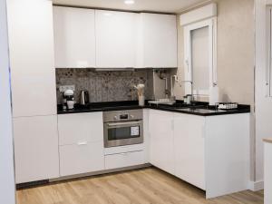 Piso acogedor en Madrid centro, ideal para profesionales y estudiantes 28 noches o mas