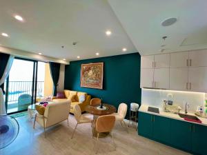 2-Bedroom and 2 Bathroom Apartment with Ocean View