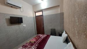 Shree Laddu Gopal Guest House