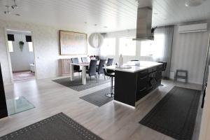 Luxury Apartment in the Heart of Pello