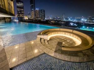 La Gente x Pavilion Embassy Serviced Suites
